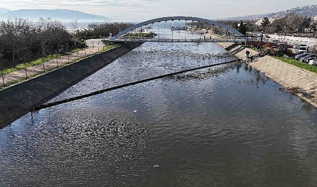 İzmit Körfezi dört koldan temizleniyor