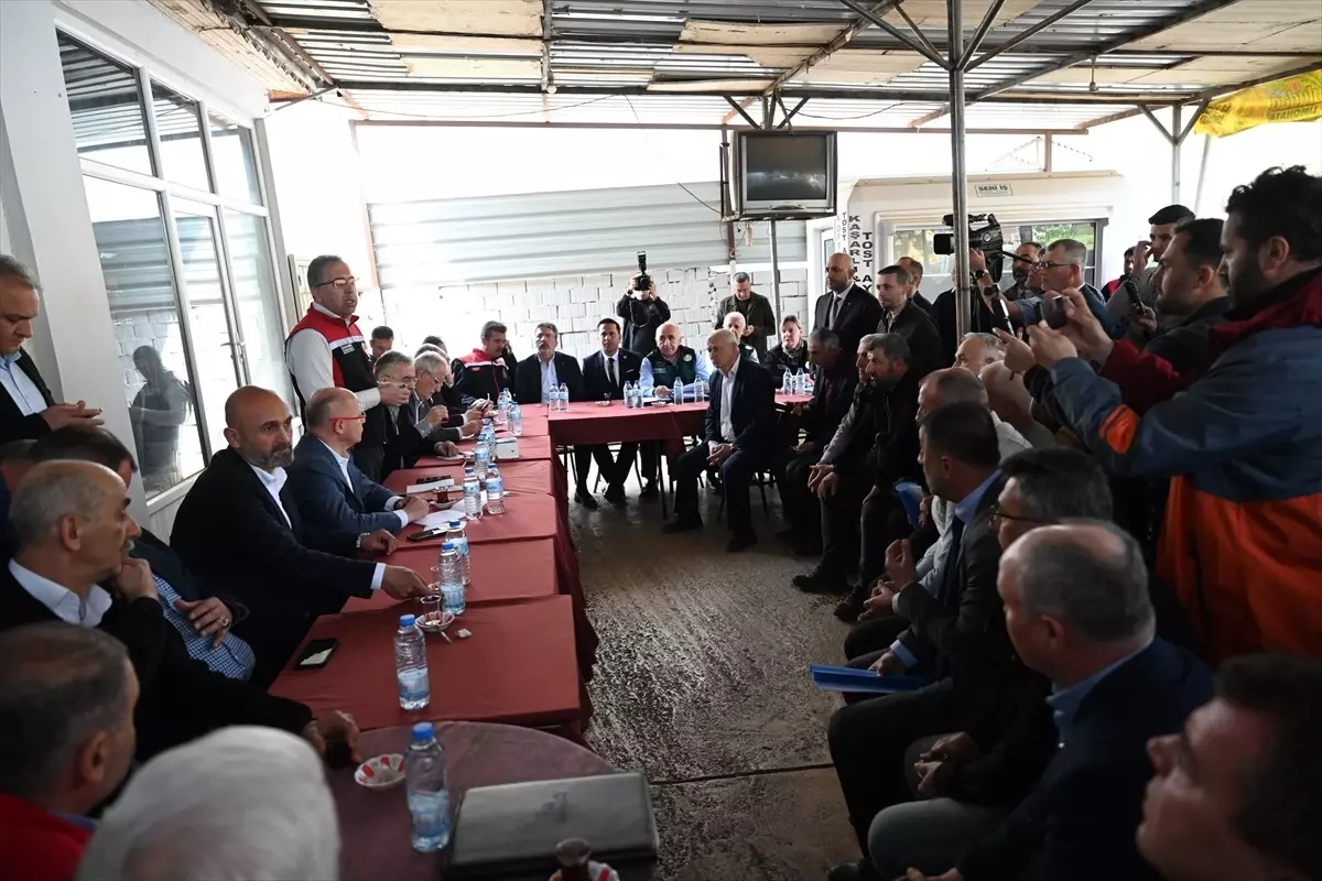 İznik’te Zirai Dondan Etkilenen Alanlar İncelendi