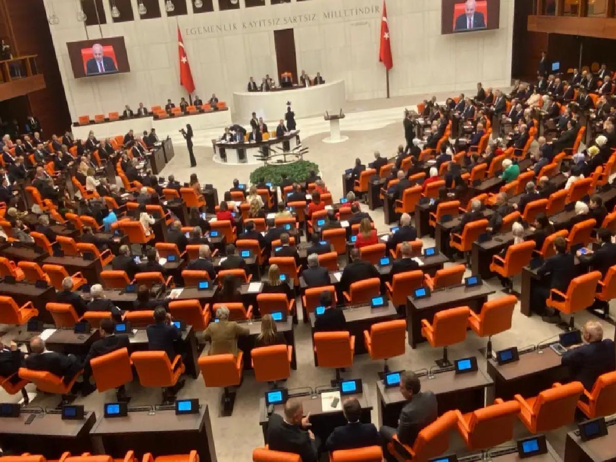 Jammer Tartışmasında Gerilim