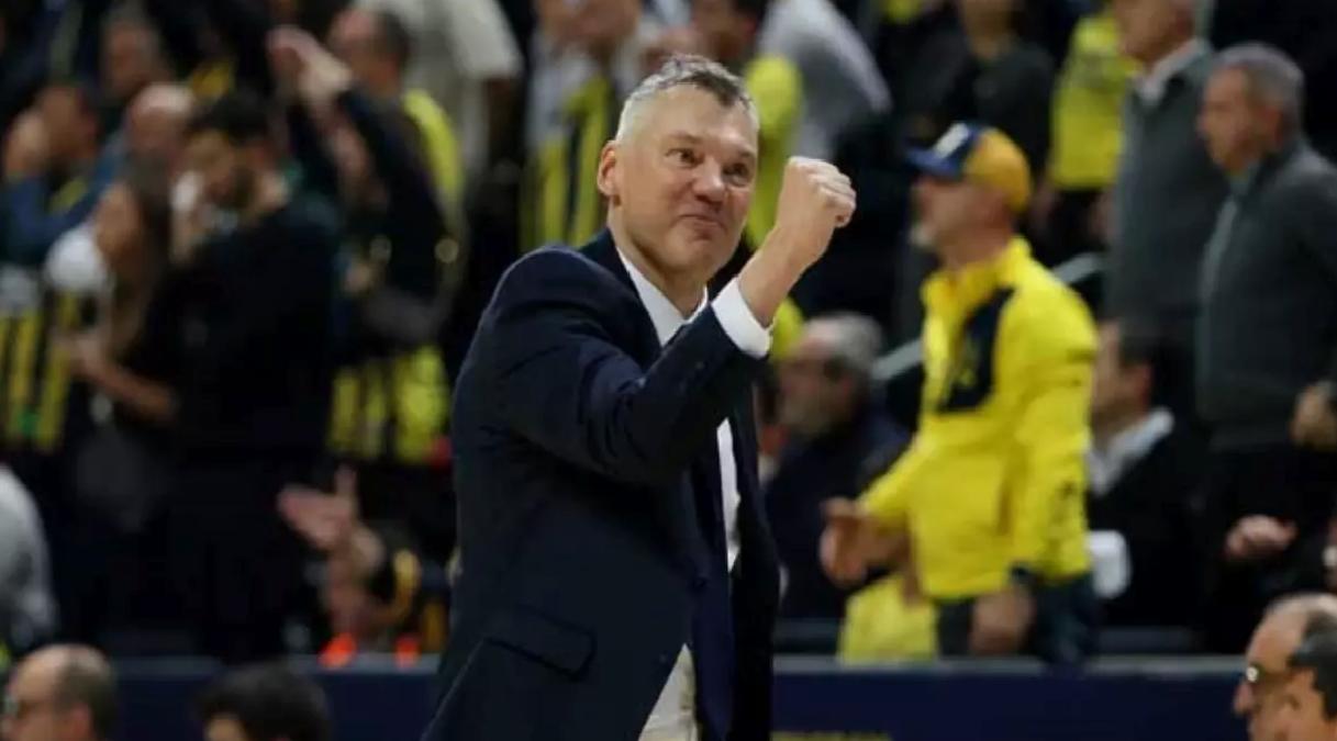 Jasikevicius, Yılın Koçu Ödülünü Aldı