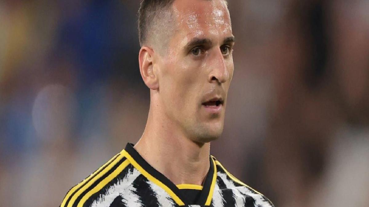 Juventus’ta Arkadiusz Milik, forma giyemeden sözleşme uzattı