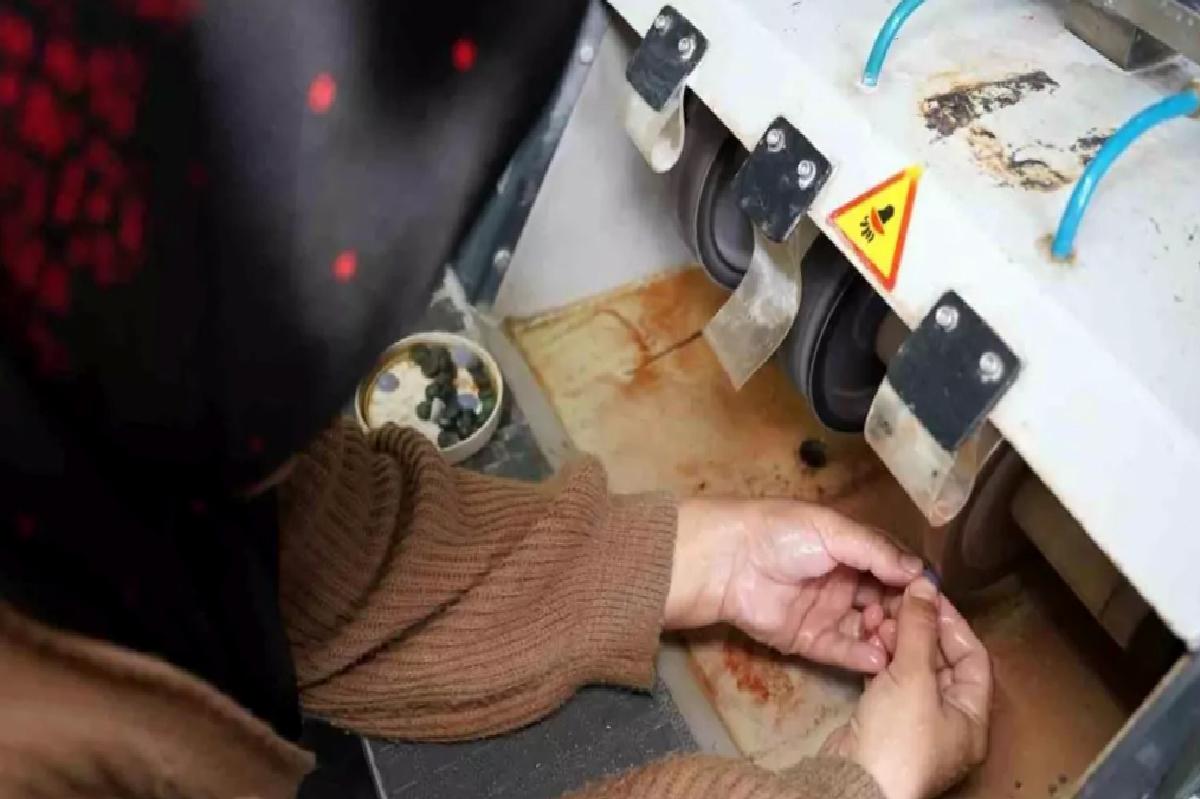 Kadınlar Doğal Taşlarla Ekonomiye Katkı Sağlıyor
