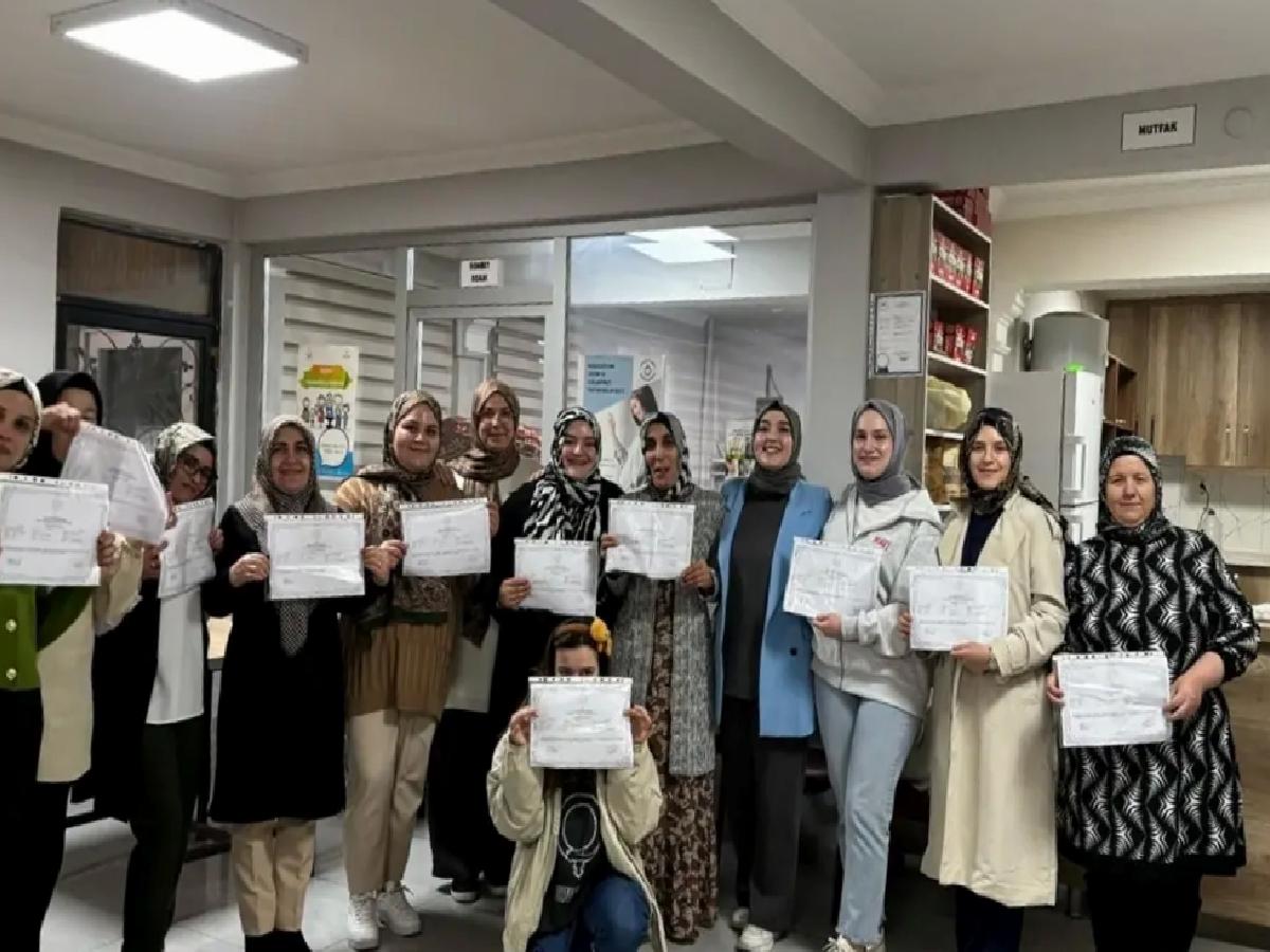 Kadınlara Mantar Yetiştiriciliği Kursu