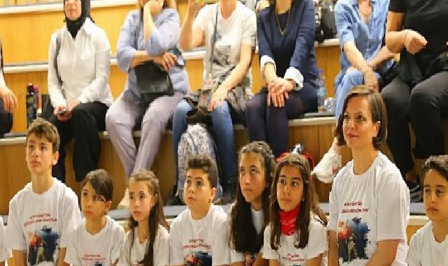 Karabağlar’da Atatürk’ün Çocukları Uzayla Buluştu