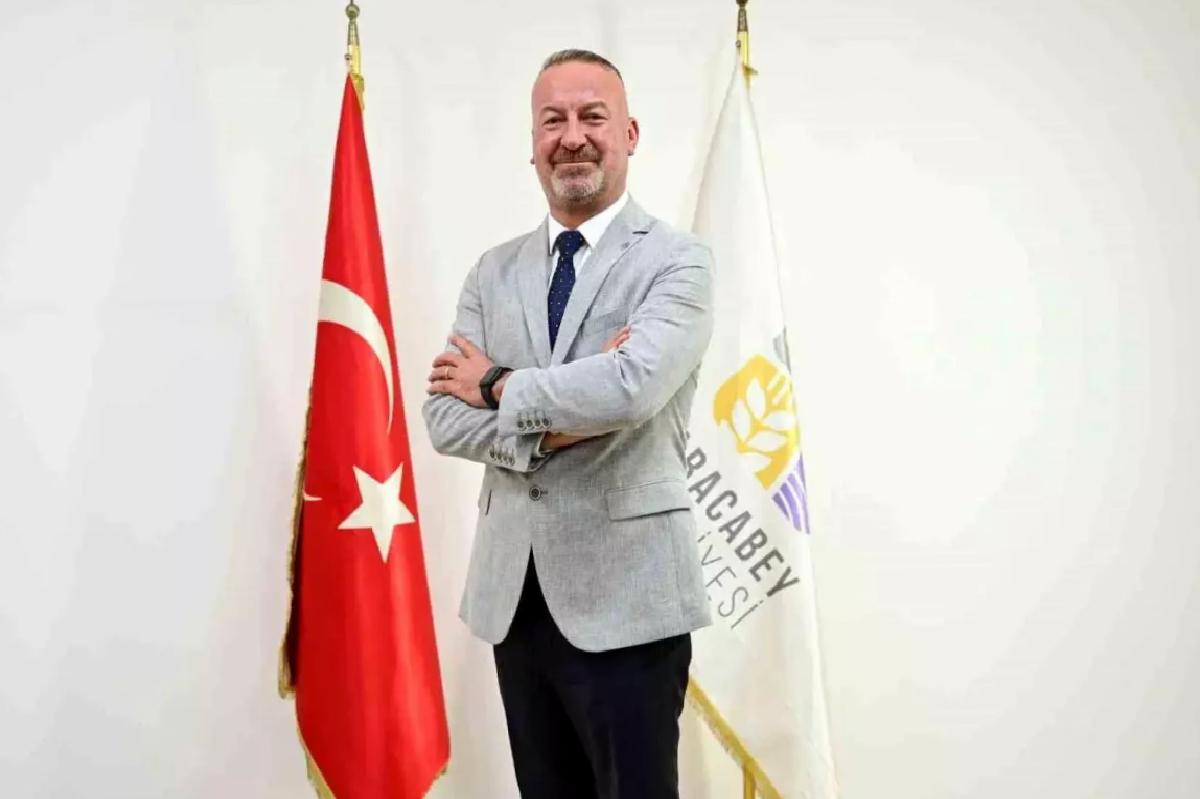 Karacabey Belediye Başkanı Fatih Karabatı İYİ Parti’den Istifa Etti