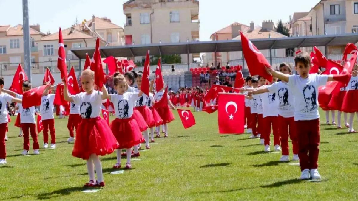 Karaman’da 23 Nisan Coşkusu
