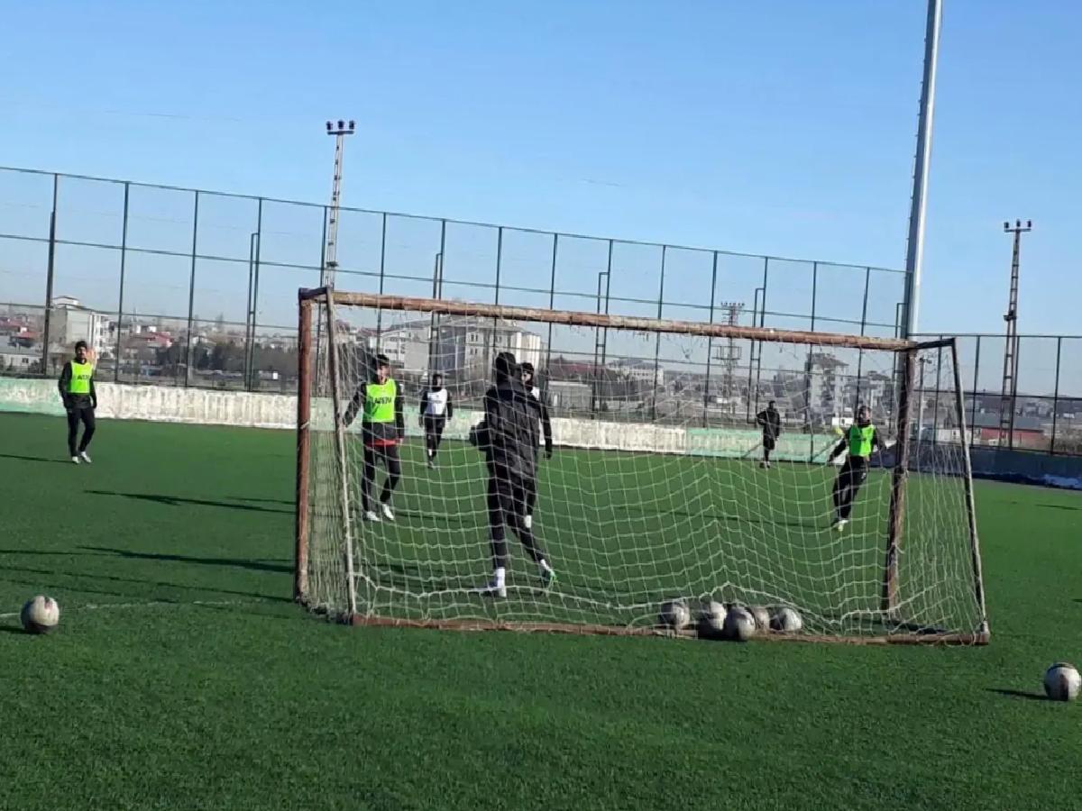 Kars 36 Spor Arhavi’yi Ağırlıyor