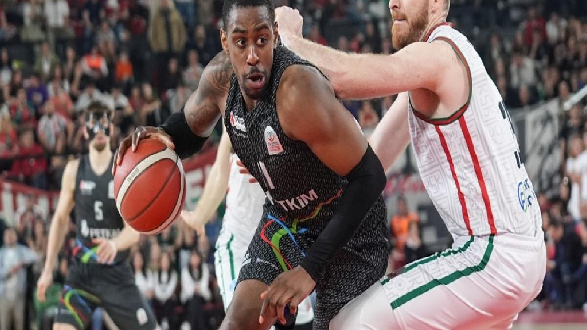 Karşıyaka, Aliağa Petkimspor’u uzatmada mağlup etti