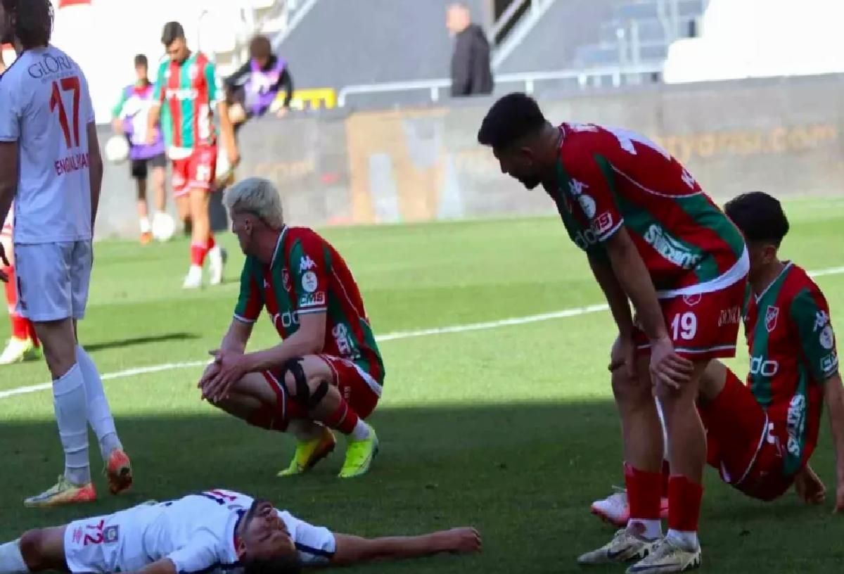 Karşıyaka’da 10 Futbolcudan TFF’ye İhtar Şoku