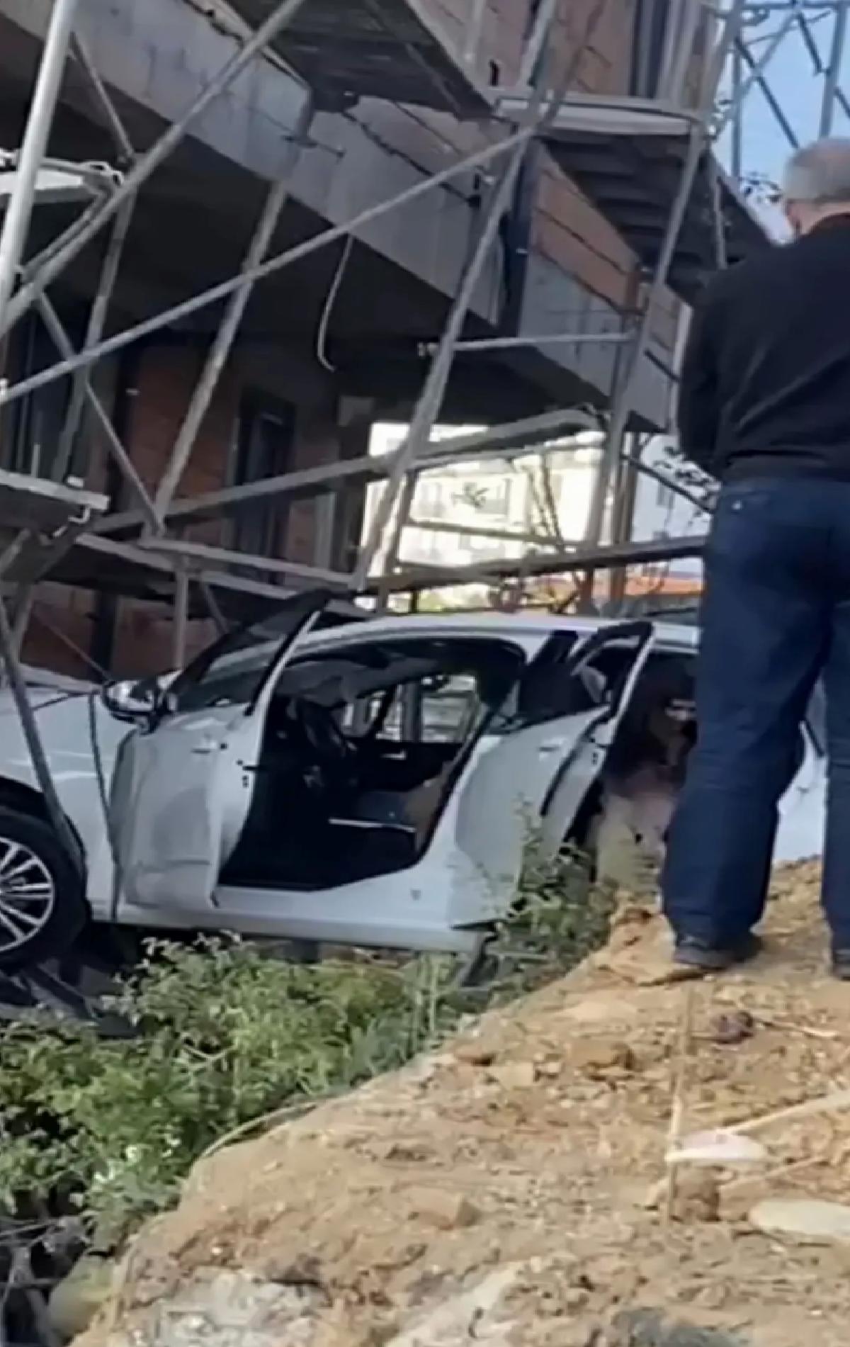 Kartal’da Araç İnşaat Boşluğuna Düştü
