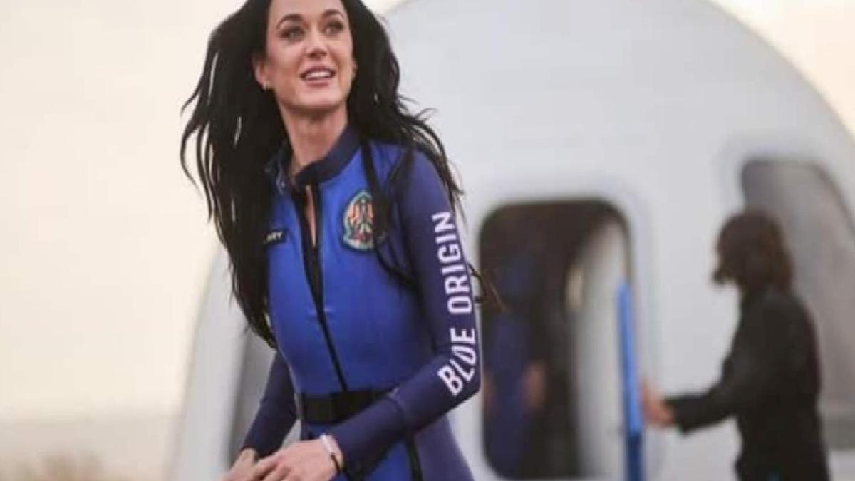 Katy Perry’nin uzay gezisi sahte mi: Komplo teorileri artıyor