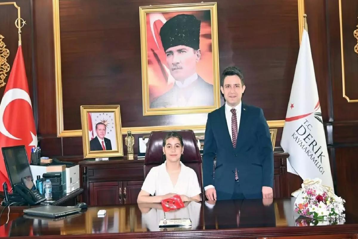 Kaymakam’dan Öğrenciye Sürpriz Doğum Günü