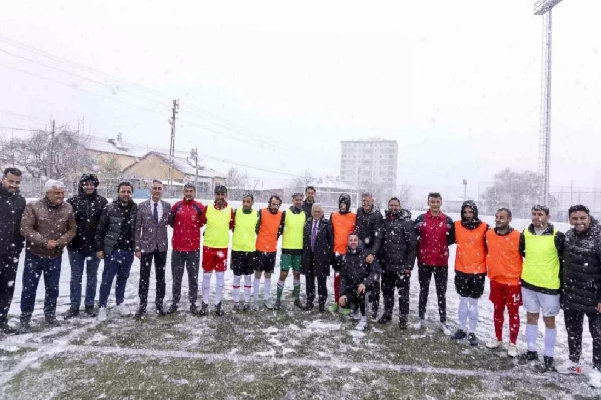 Kayseri, Görme Engelliler B1 Futbol Milli Takımı’na Destekten Vazgeçmiyor