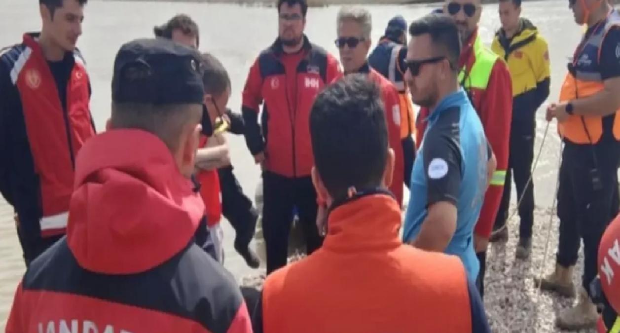 Kayseri’de Kızılırmak Nehri’nde Bir Genç Kayboldu
