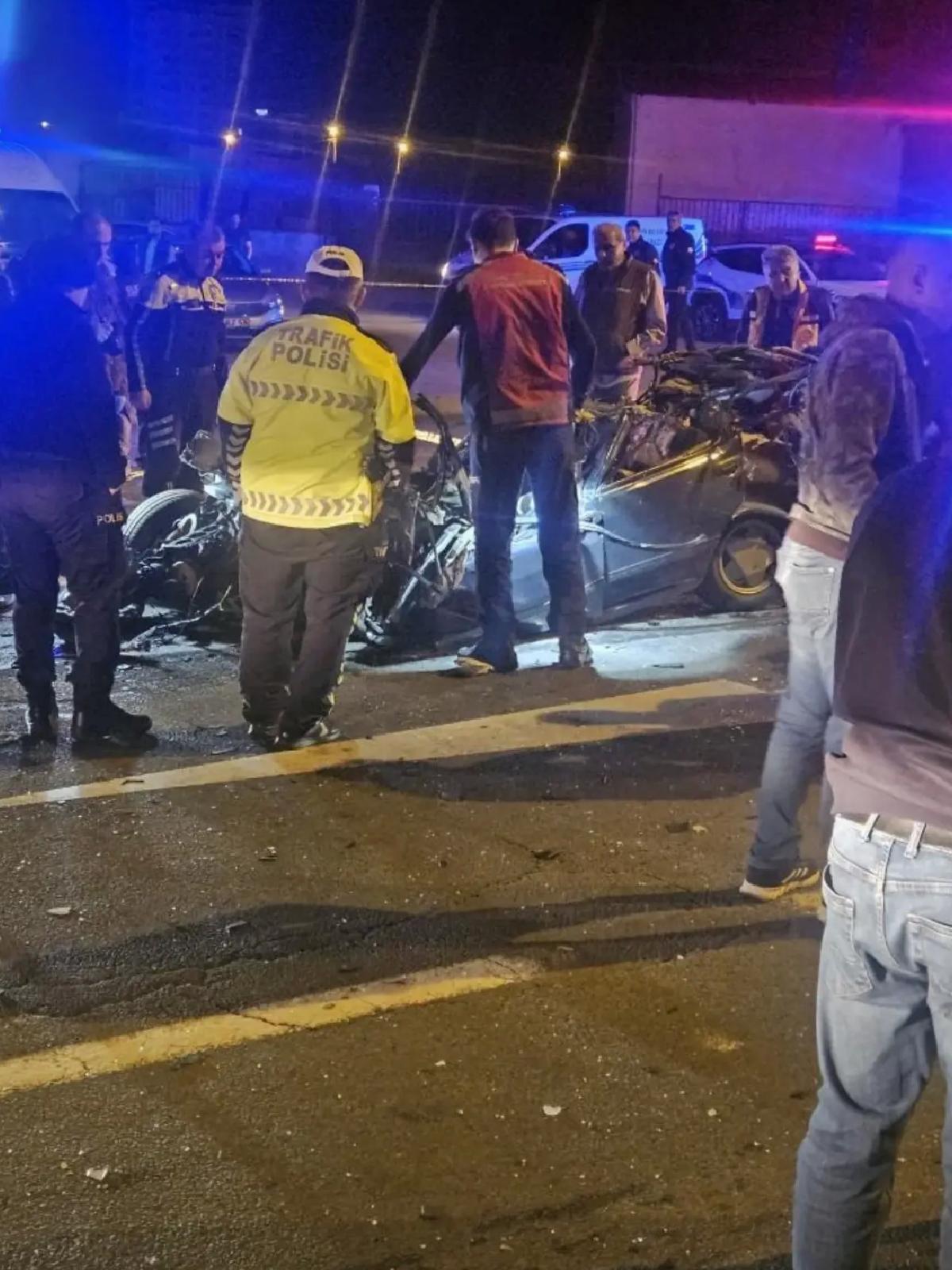 Kayseri’de TIR’a Çarpan Otomobilin Sürücüsü Hayatını Kaybetti