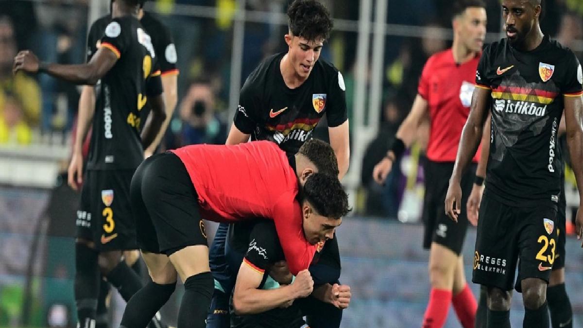 Kayserispor maçtan önceki eleştirilere sahada yanıt verdi
