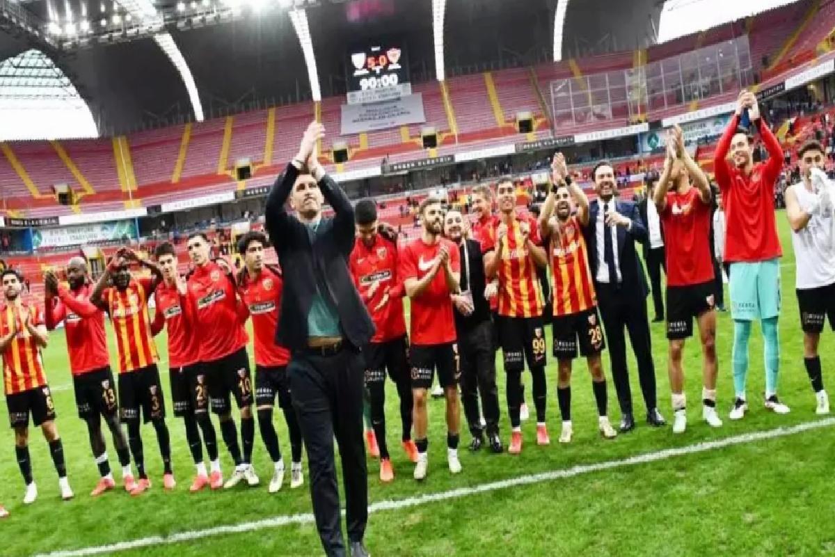 Kayserispor’a Cezalar Kesildi