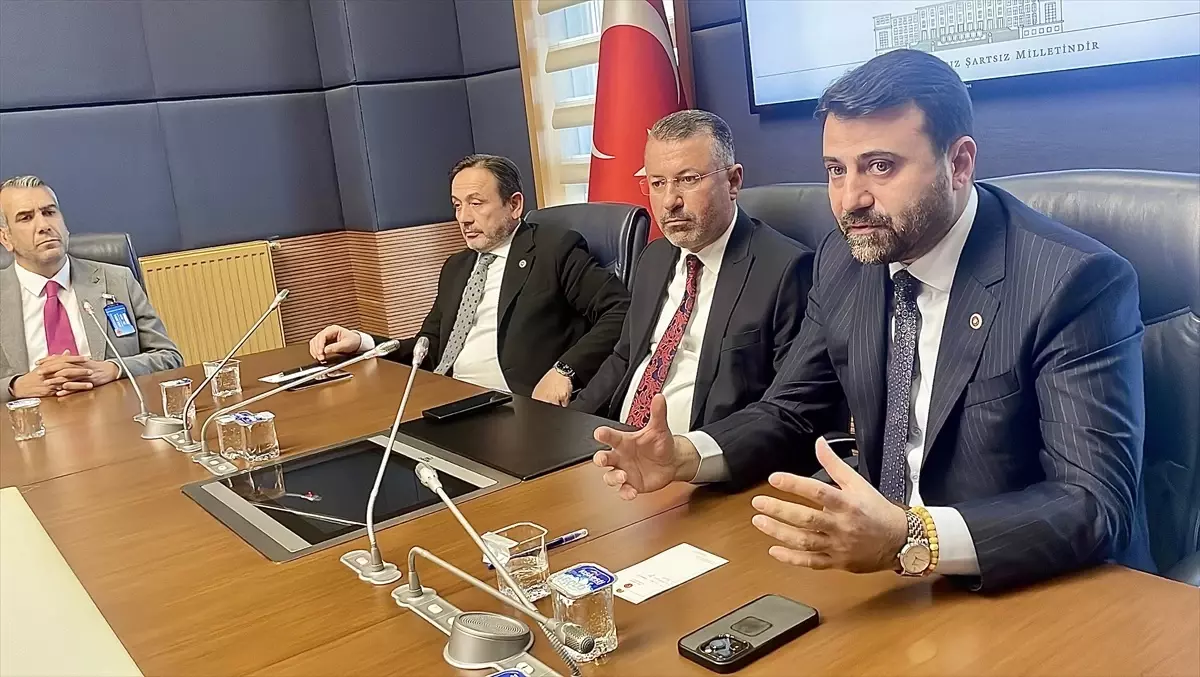 KBÜ Rektörü ve Öğrenciler TBMM’yi Ziyaret Etti