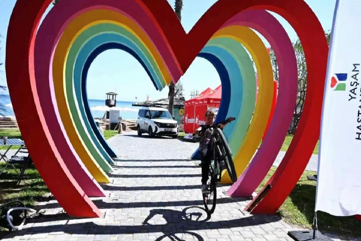 Kemer’de Bisiklet Heyecanı: Akra Gran Fondo Yarışları Öncesi Hazırlıklar Tamamlanıyor