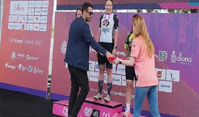 Kemer’de pedallar dostluk için döndü