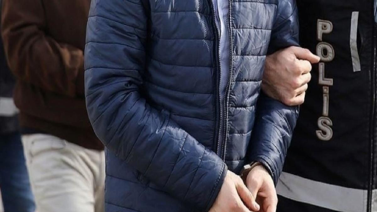 Kırmızı bülten ve ulusal seviyede aranan suçlular Gürcistan’dan Türkiye’ye getirildi