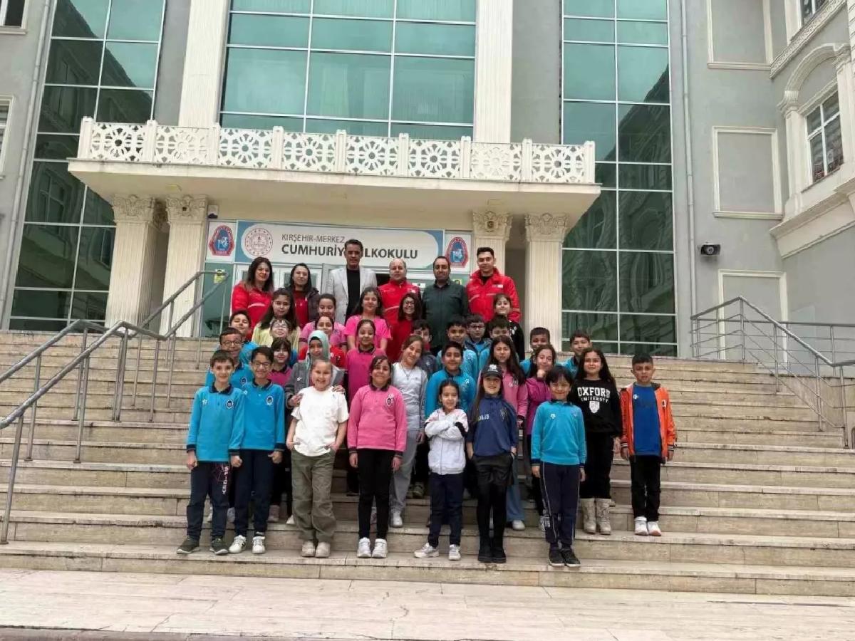 Kırşehirli Öğrencilerden Filistin’e Destek