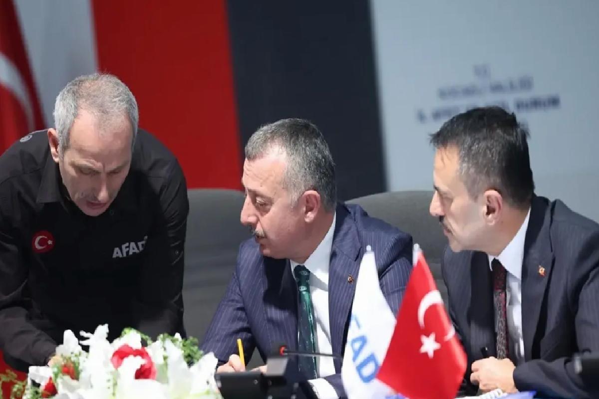 Kocaeli’de Deprem Panik Yarattı