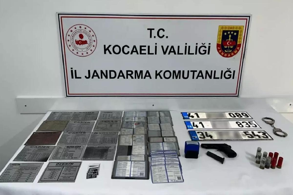 Kocaeli’de Kaçak Araç Operasyonu