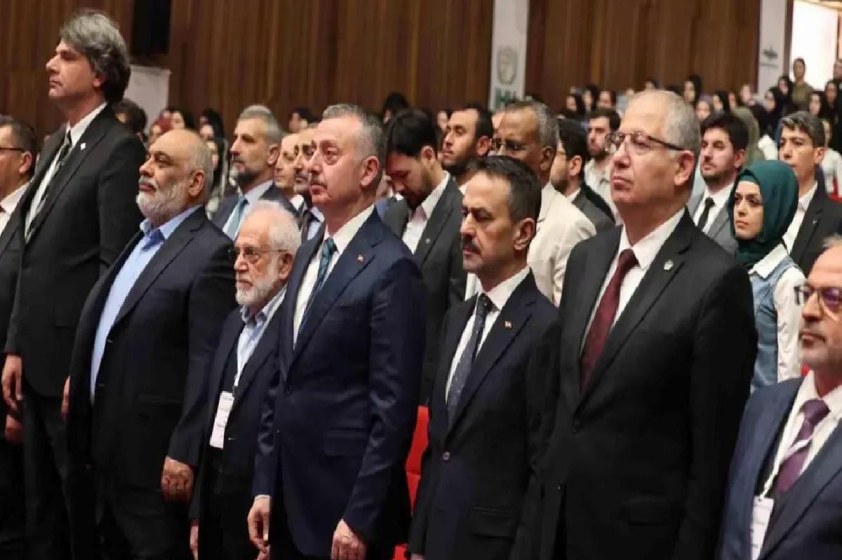 Kocaeli’de Savaşın Dini, Hukuki ve İnsani Boyutları Tartışılıyor