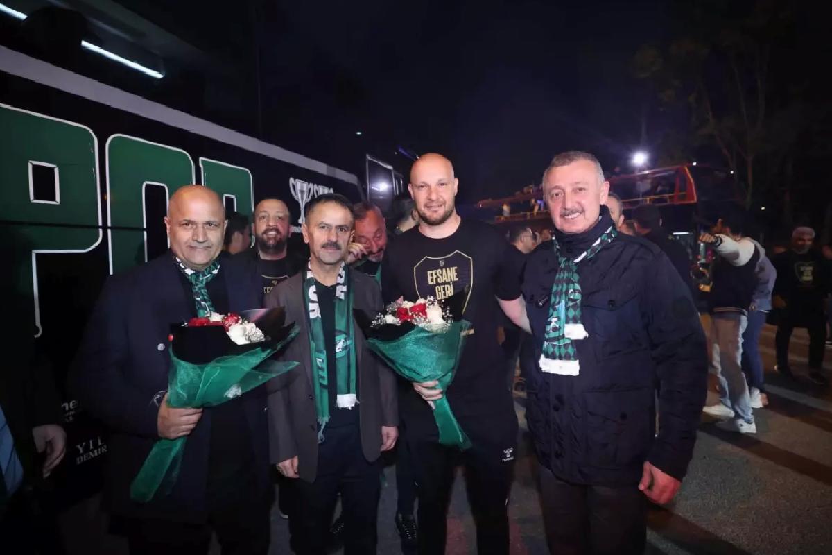 Kocaelispor Süper Lig’e Yükseldi