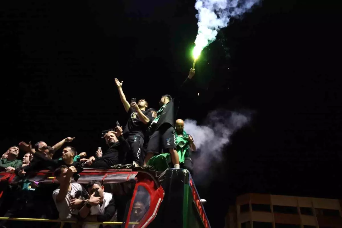 Kocaelispor Süper Lig’e Yükseldi!