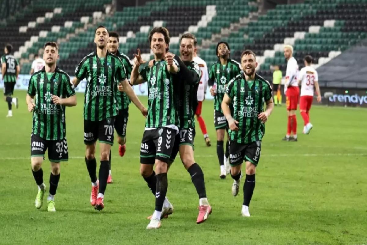Kocaelispor’dan Tarihi Galibiyet!