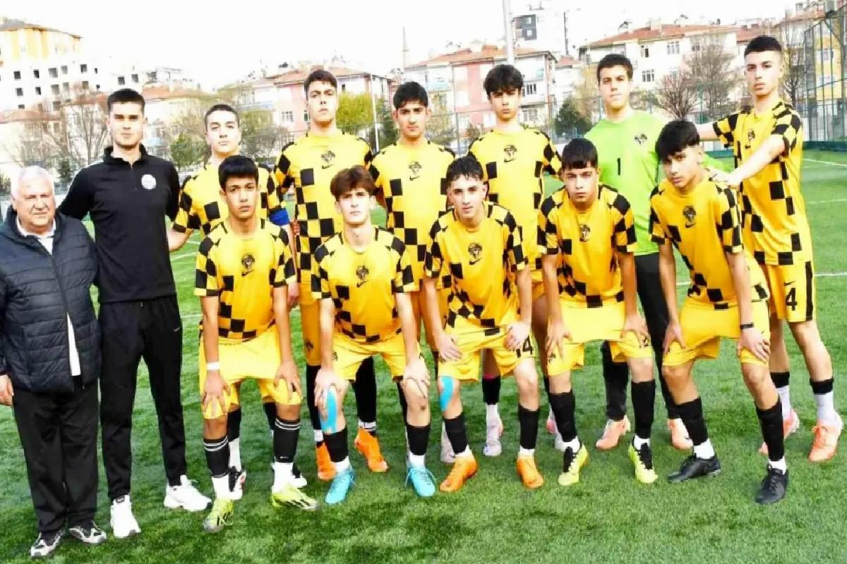 Kocasinan Şimşekspor U15, Şampiyon!