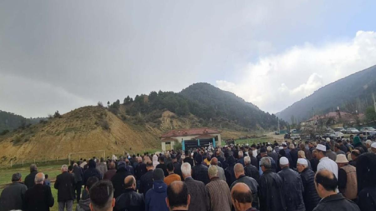Konya’da yağmur duası sırasında yağmur yağdı