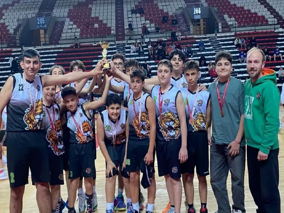 Kumluca Basketbol U14 Ligde Dördüncü Oldu