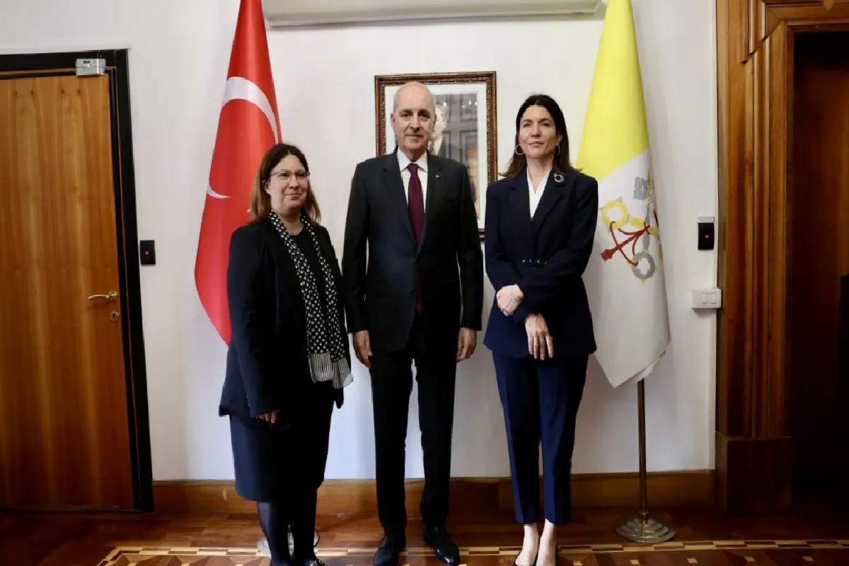 Kurtulmuş’tan Vatikan Büyükelçiliği Ziyareti