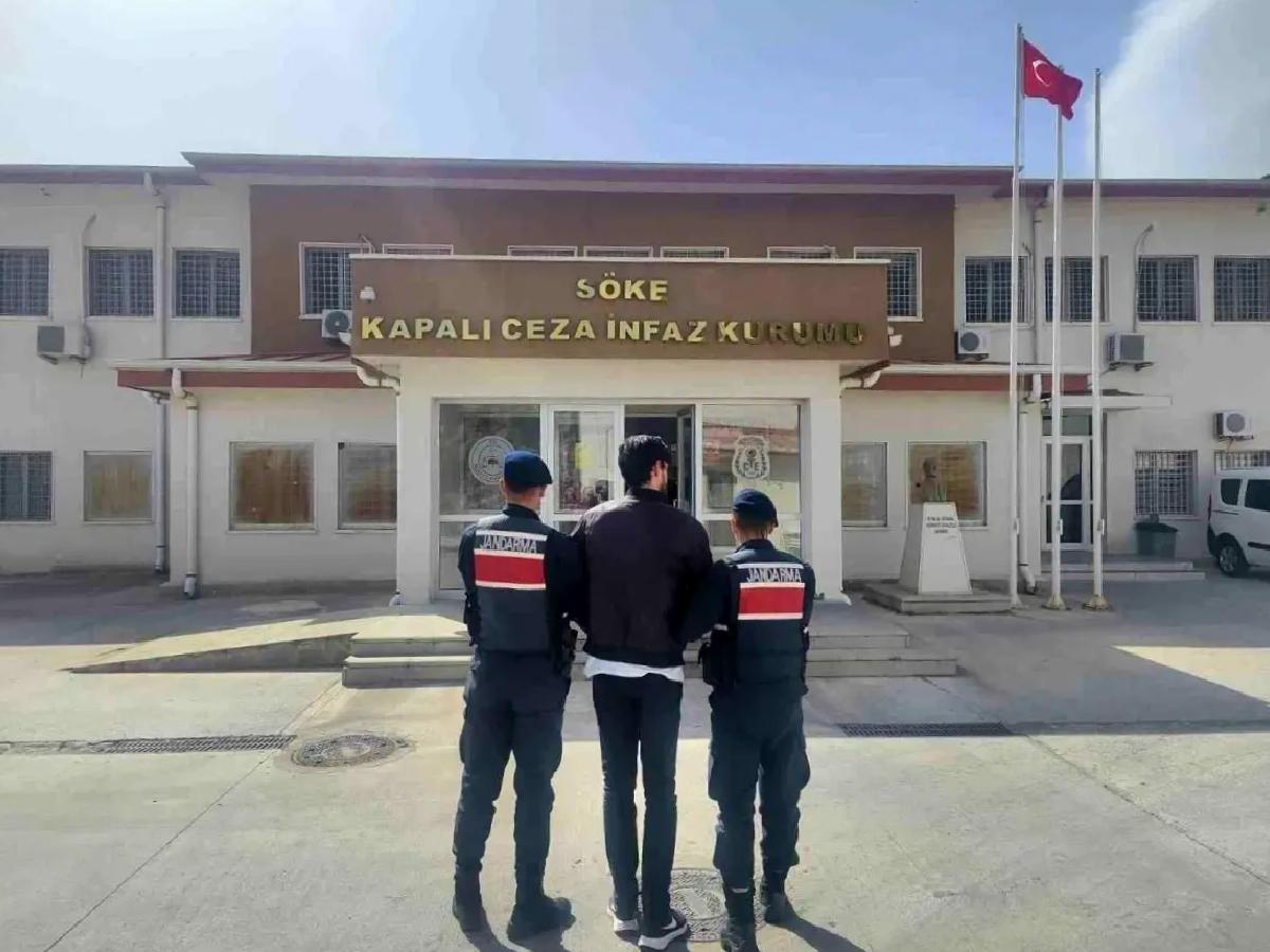 Kuşadası’nda Bilişim Hırsızı Yakalandı