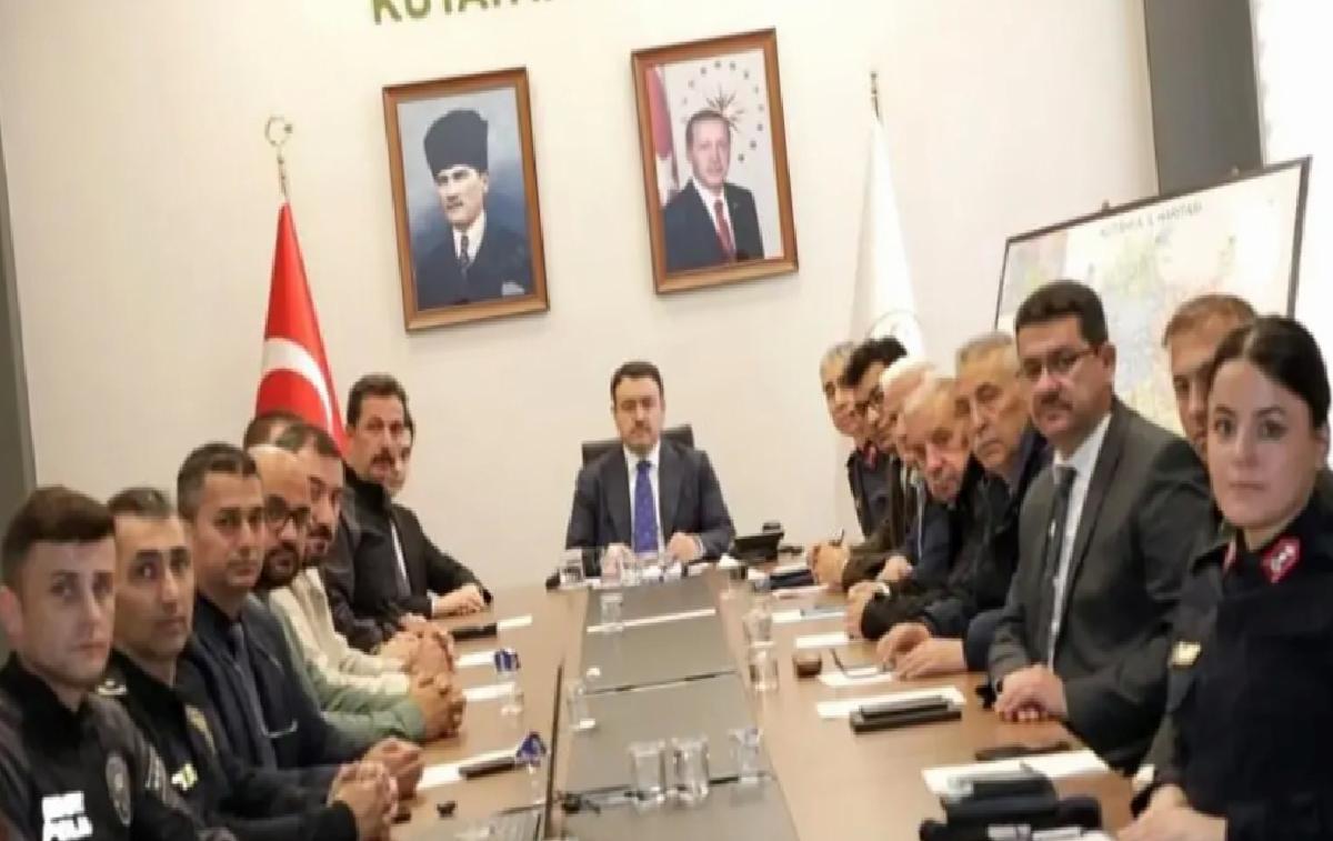 Kütahya’da Belediye Kütahyaspor ile Düzce Cam Düzcespor Maçı Öncesi Güvenlik Önlemleri Değerlendirildi