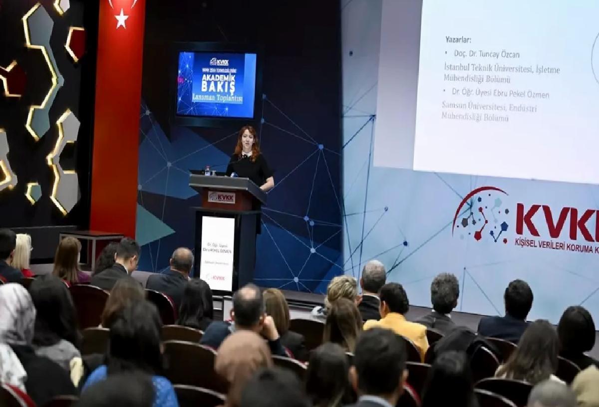 KVKK’dan Yapay Zeka Kitabı Tanıtıldı