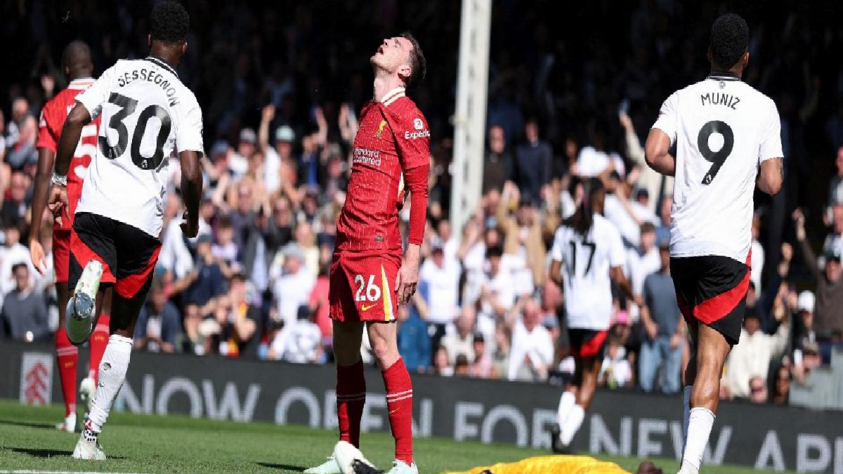 Lider Liverpool’a Fulham’a boyun eğdi