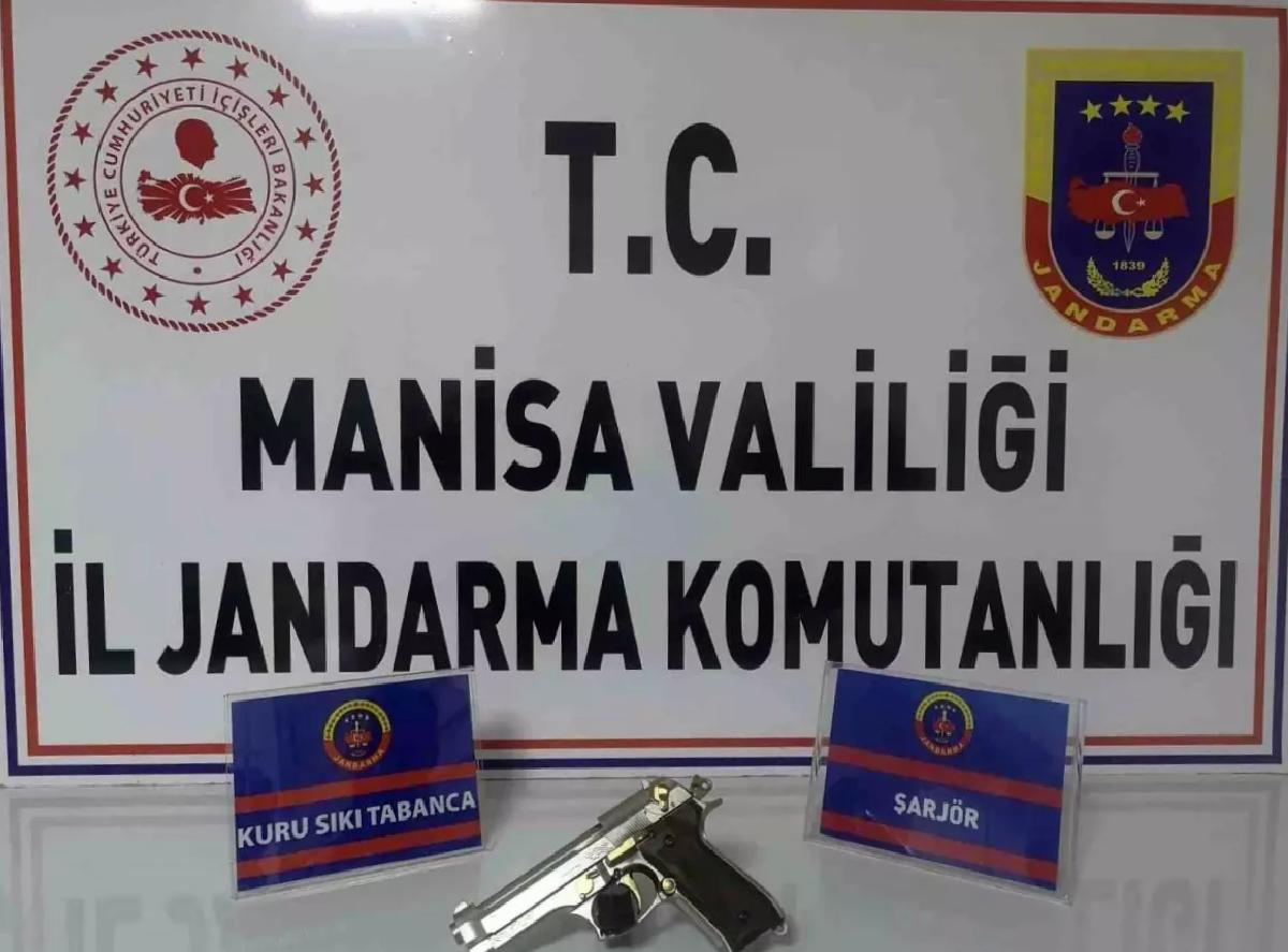 Manisa’da Ruhsatsız Tabanca Ele Geçirildi
