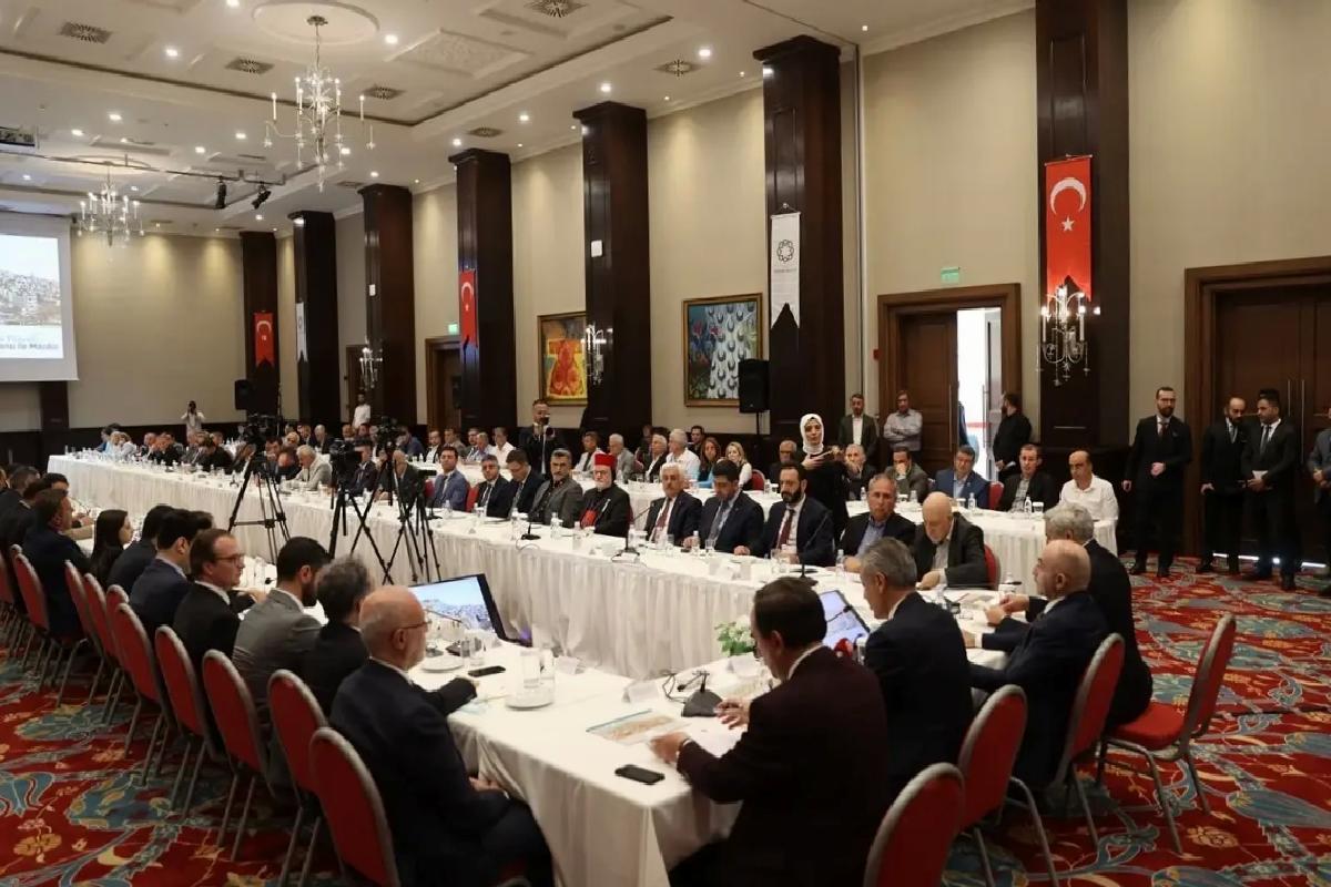 Mardin’de “Türkiye Sohbetleri” toplantısı düzenlendi