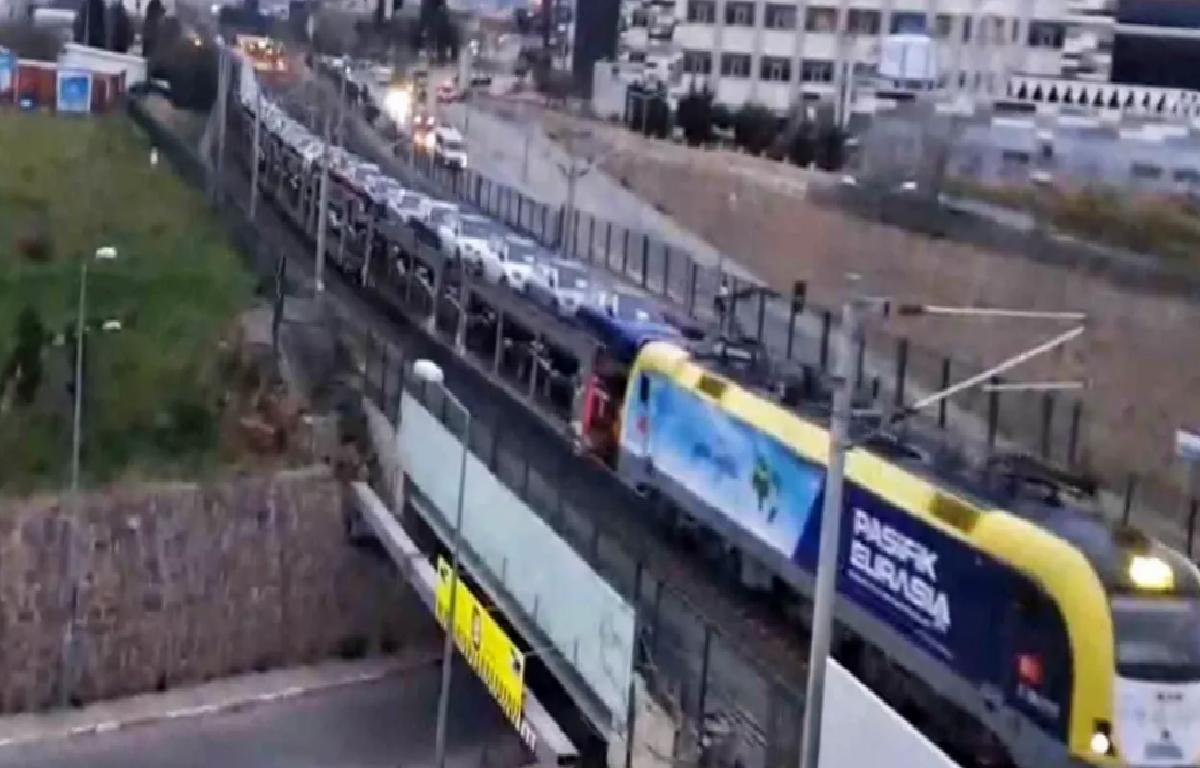 Marmaray Gece Yük Taşıyor