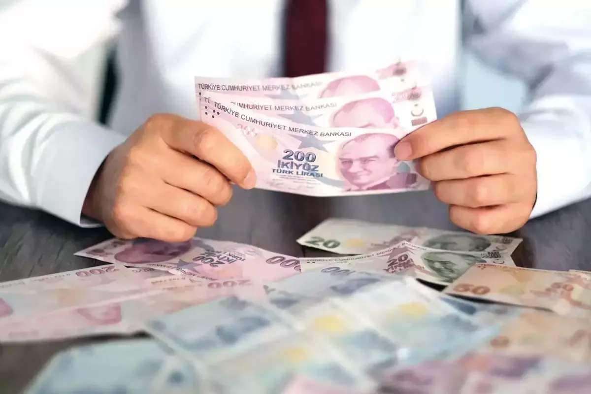 Memur ve emeklinin dört gözle beklediği zam oranı netleşmeye başladı