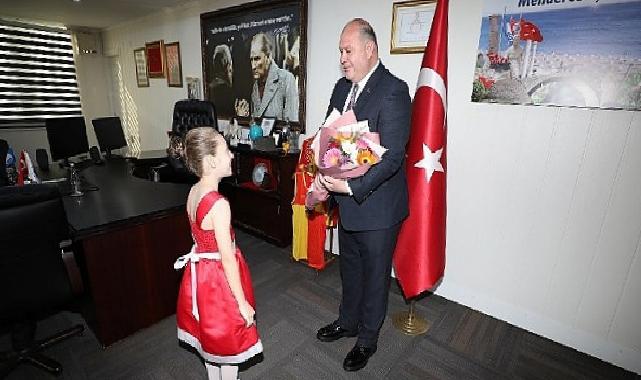 Menderes’te Makam Çocuklara Emanet