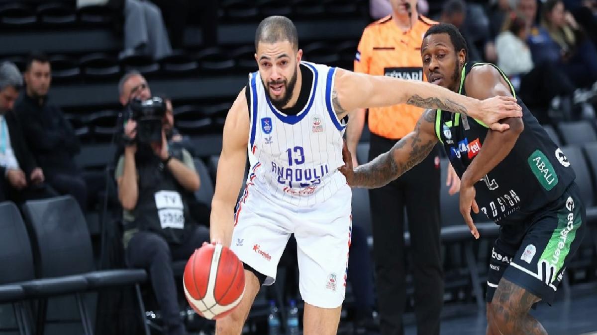Merkezefendi Belediyesi Basket, Anadolu Efes deplasmanında kazandı