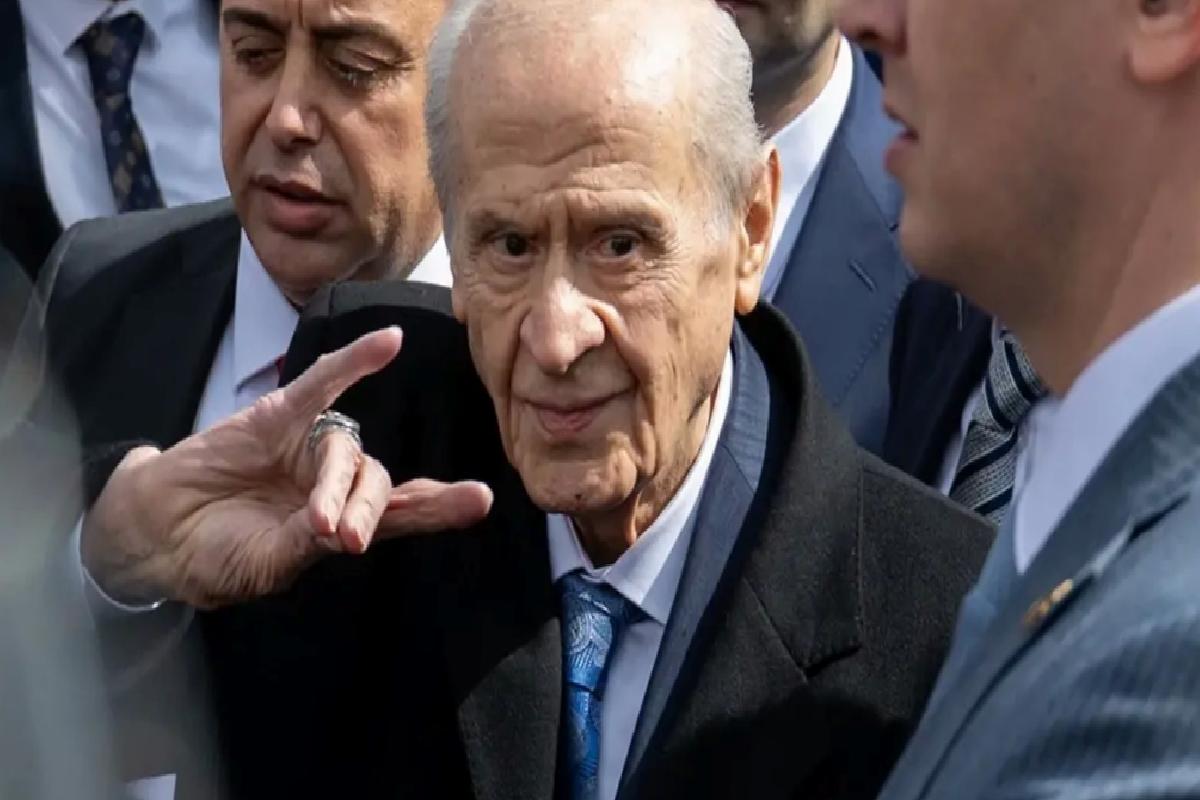 MHP’den 66 gün sonra mesaiye başlayan Bahçeli’ye özel beste! Sözleri dikkat çekici