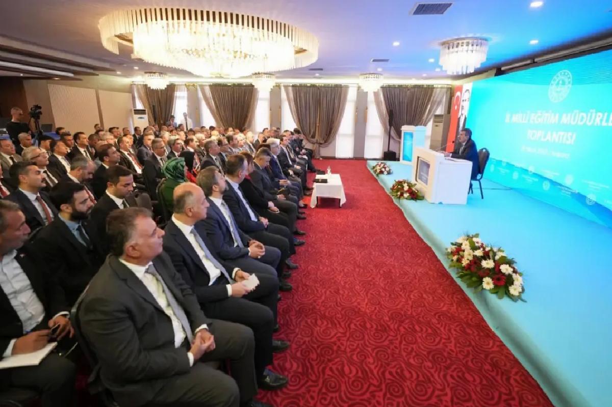 Milli Eğitim Müdürleriyle Toplantı