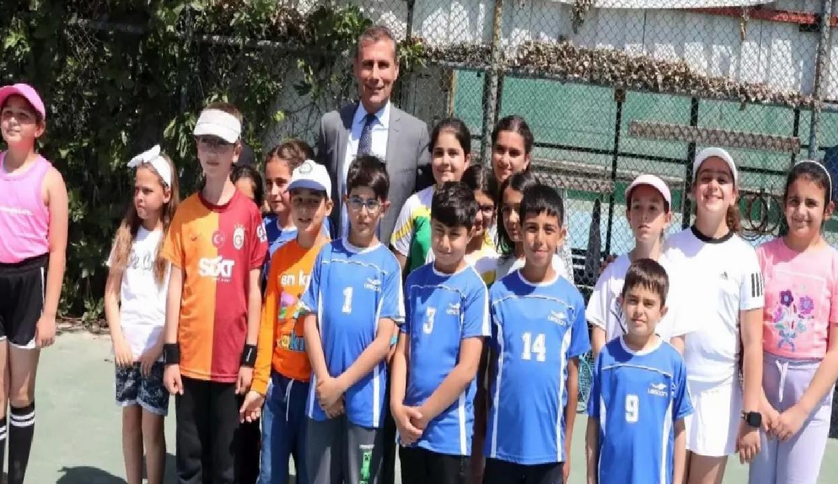 Minik Tenisçiler Heyecan Dolu Müsabakalarla Yarıştı