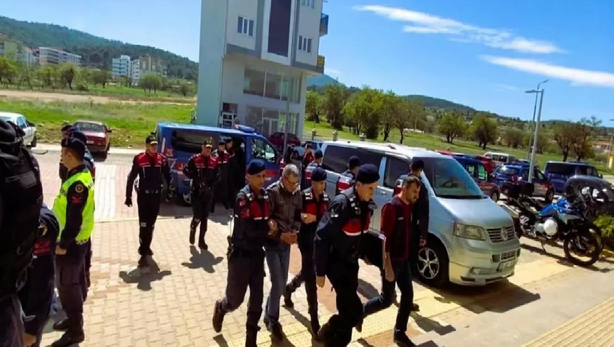 Miras Kavgasında İki Kardeş Öldürüldü